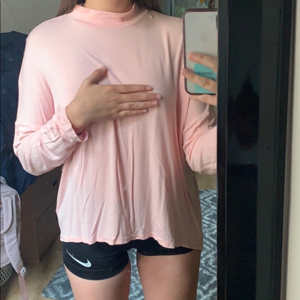 Light pink long sleeve, thin fabric blouse